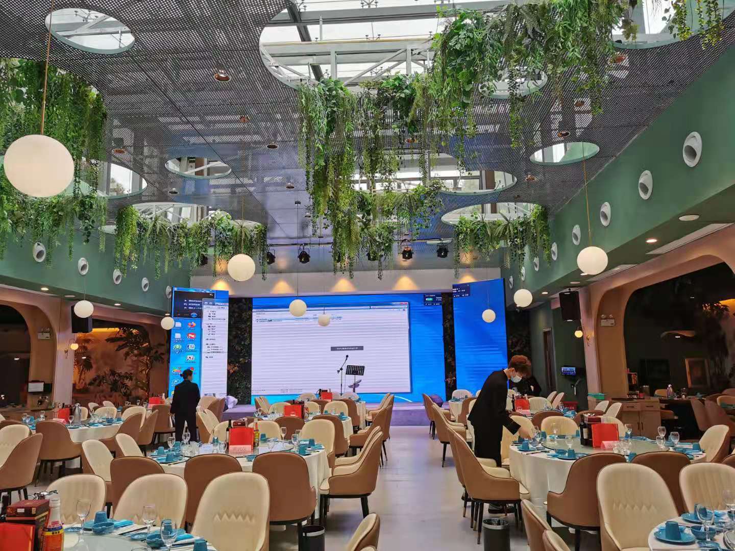 春暖花开 金牛聚福 海港海中鲜沙湖旗舰店盛大开业