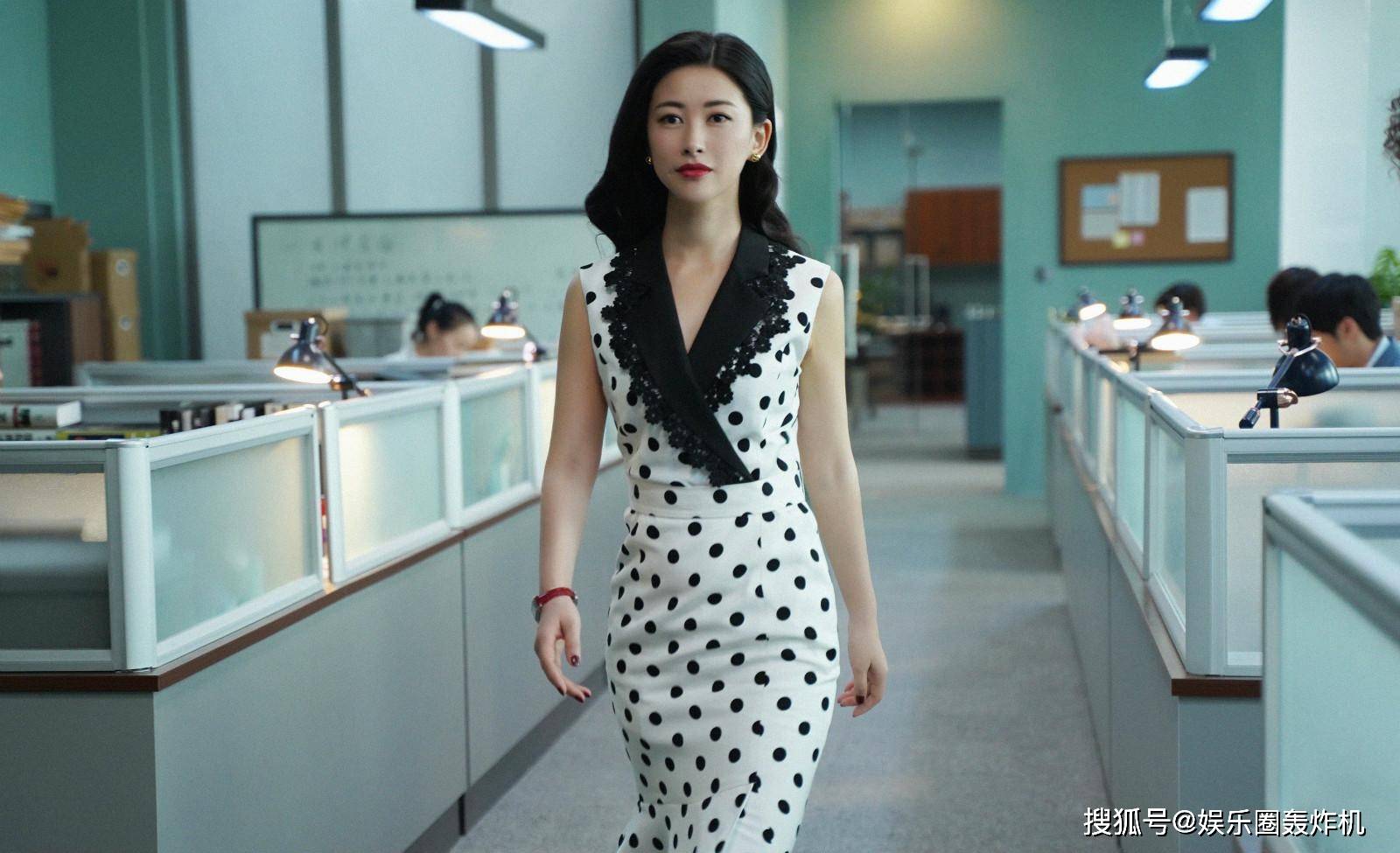 娱乐圈终于传出来一个喜讯:37岁的女演员朱珠结婚啦!