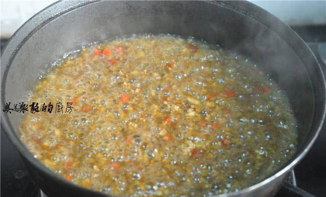 糯米饭怎么炒才能软糯 75ef5b7f8f42486292eac9f0052e931a.jpeg