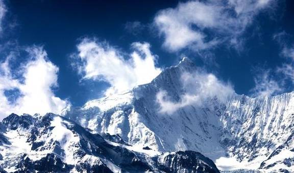 世上最“神秘”的雪山，是四大神山之一，至今却无人登顶成功