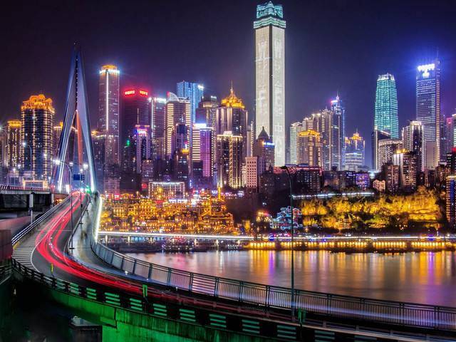 中国面积最大人口最多直辖市，美女比例最高，游客眼中的网红城市