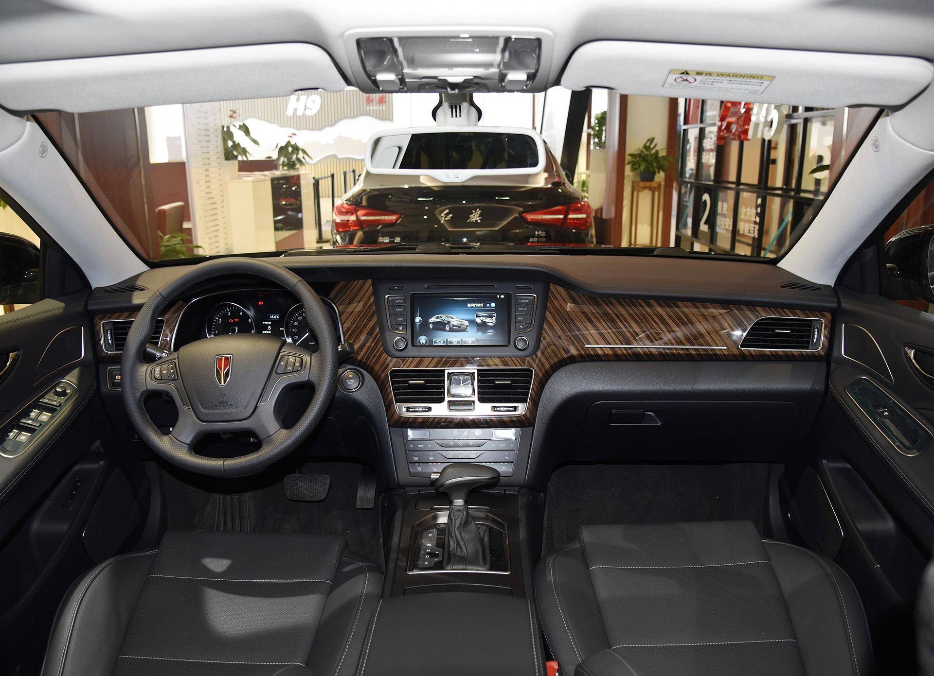 21款红旗h7上市,最低配25.28万起,这车还能卖?