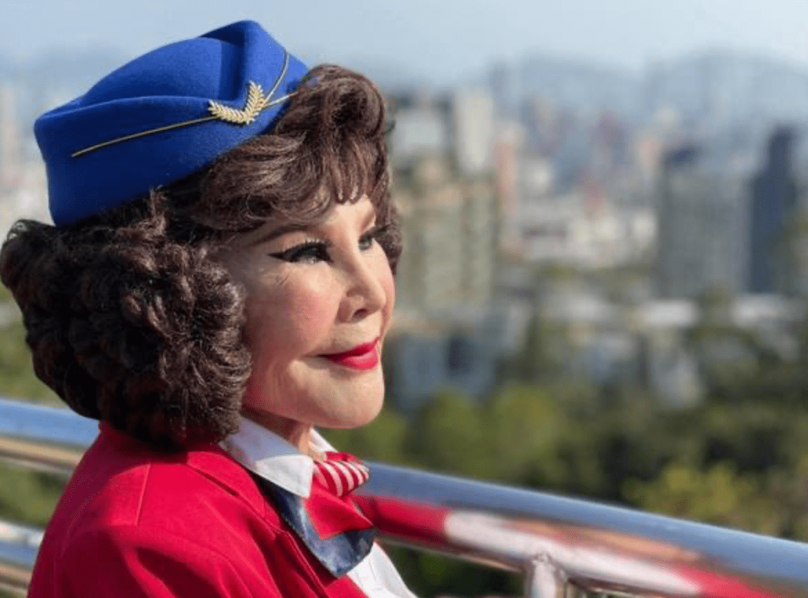 原创黄夏蕙受访回应敏感话题自称纯天然否认整容遗憾没送别洪金梅