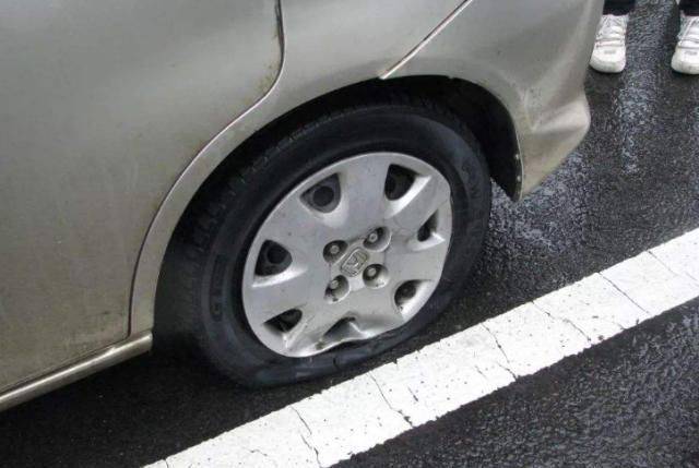 抓地力好的国产汽车轮胎 54a09360f800483199af6ca27c985b2d.jpeg