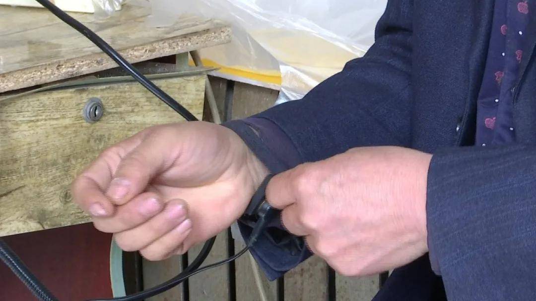 能排毒还治癌症? “中科氢量平通仪”骗局被电视台曝光(图3)