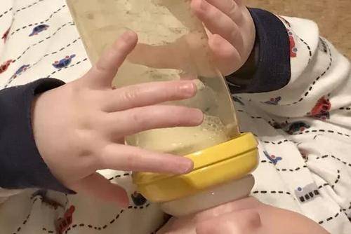 几个月可以戒纸尿裤 a440b825f9314732b24b68d921f02e07.jpeg