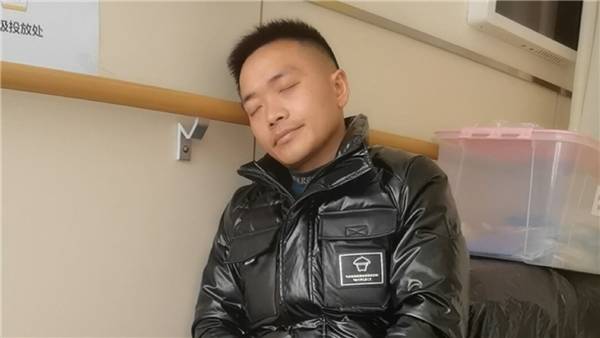 网红龙浩传递正能量帮助陈吉龙长征医院见证者的自述