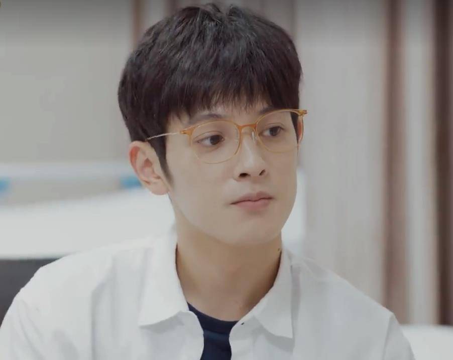 《别想打扰我学习》大结局:南向晚回到现实后,终与林骁然在一起