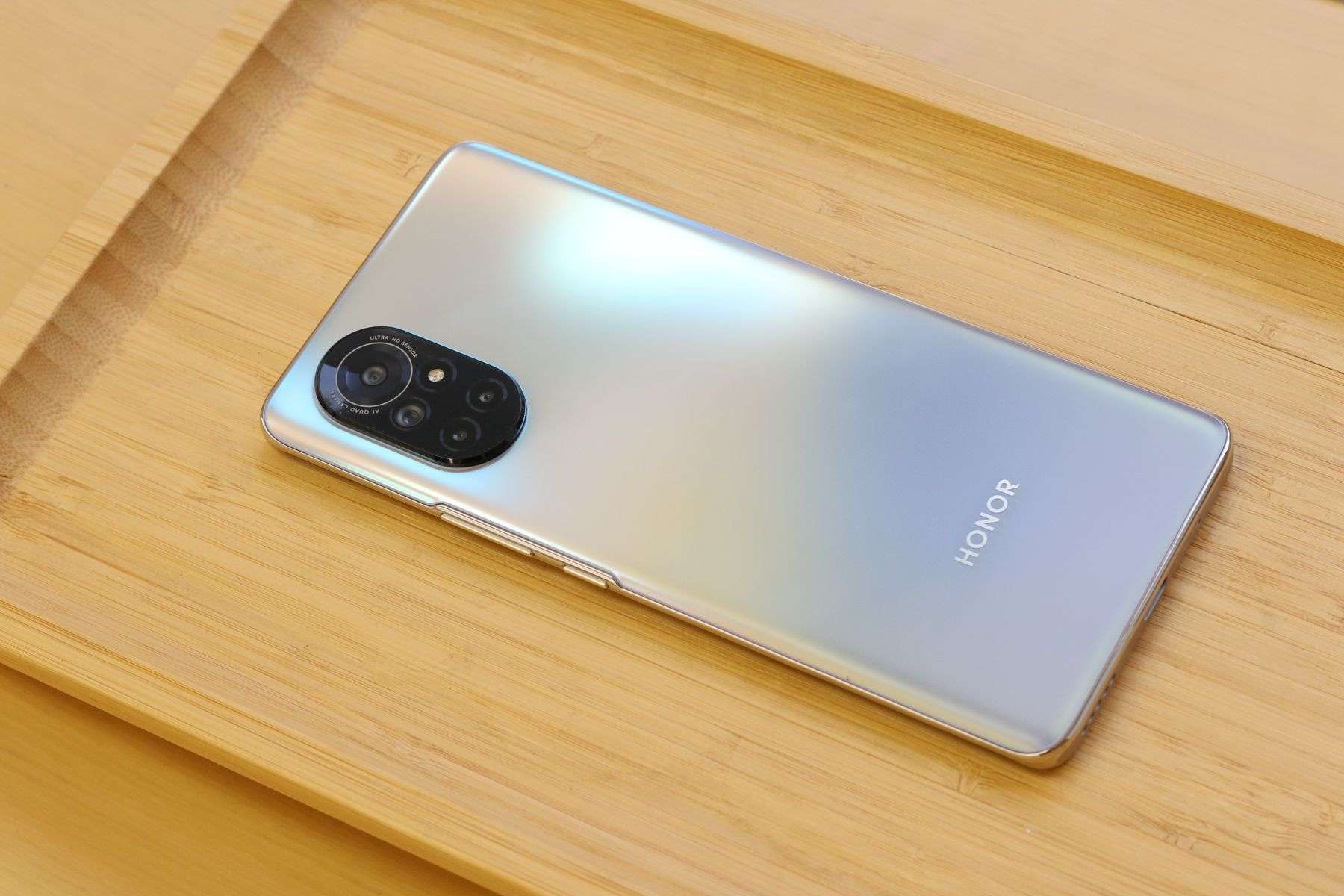 2021荣耀第二款新机,v40轻奢亮点有哪些?实测告诉你真相