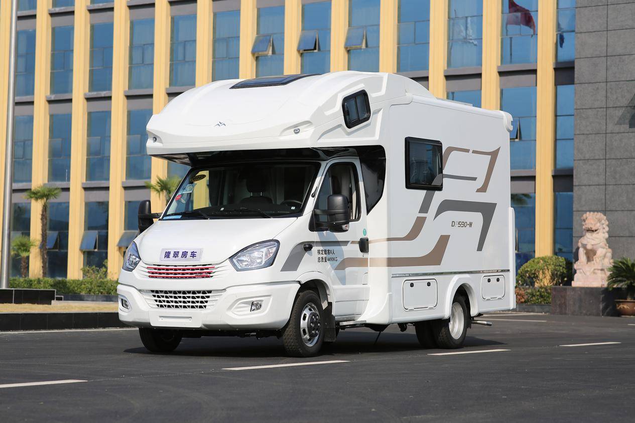 比较大的房车 7cb7fb146e9a48acb4af99e892374ed3.jpeg