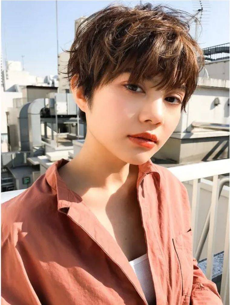 原创mslynn女生短发这样剪英气潇洒不输男生