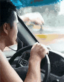 原创
雨刷器坏了,只好手动将就下,能省点钱就省点吧!