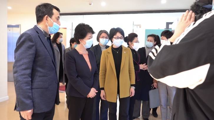 她经济下机器人咖啡的发展前景全国妇联领导视察cofe