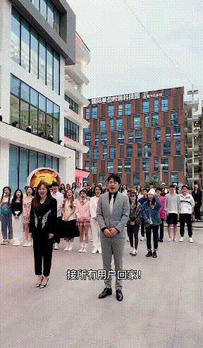 内娱明星集体解约众明星为民族尊严表态辛巴宣布复出继续捞金