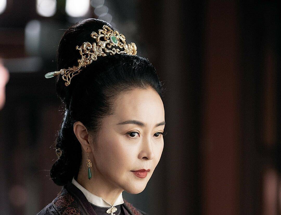 《锦心似玉》:罗大太太好城府,一直互相牵制琥珀,佟碧玉