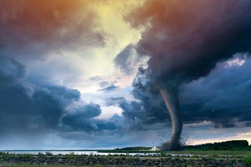 美国亚拉巴马州暴风雨图片