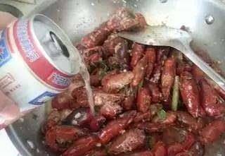 怎么做不辣的蒜蓉龙虾 d7bd5ce5b0ec435fbf71b4da255d3d8b.jpeg