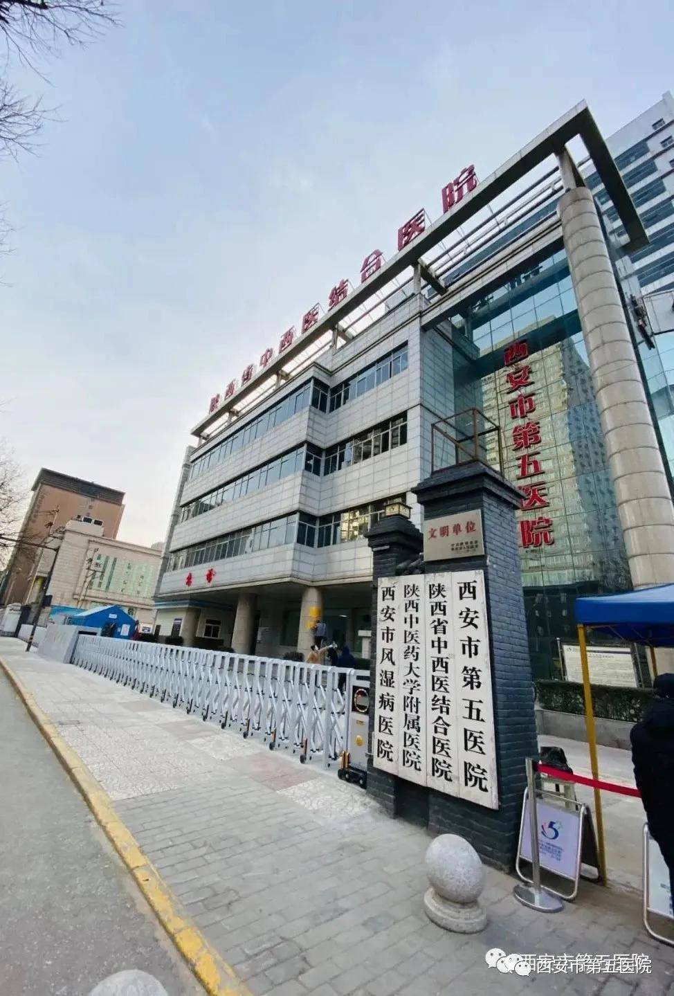 在后勤服务保障方面,围绕医院安全生产,坚持"预防为主,维修为辅,安全