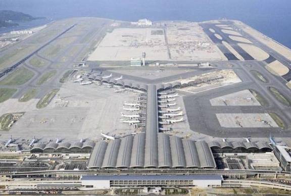 货运飞机场GDP_飞机场图片