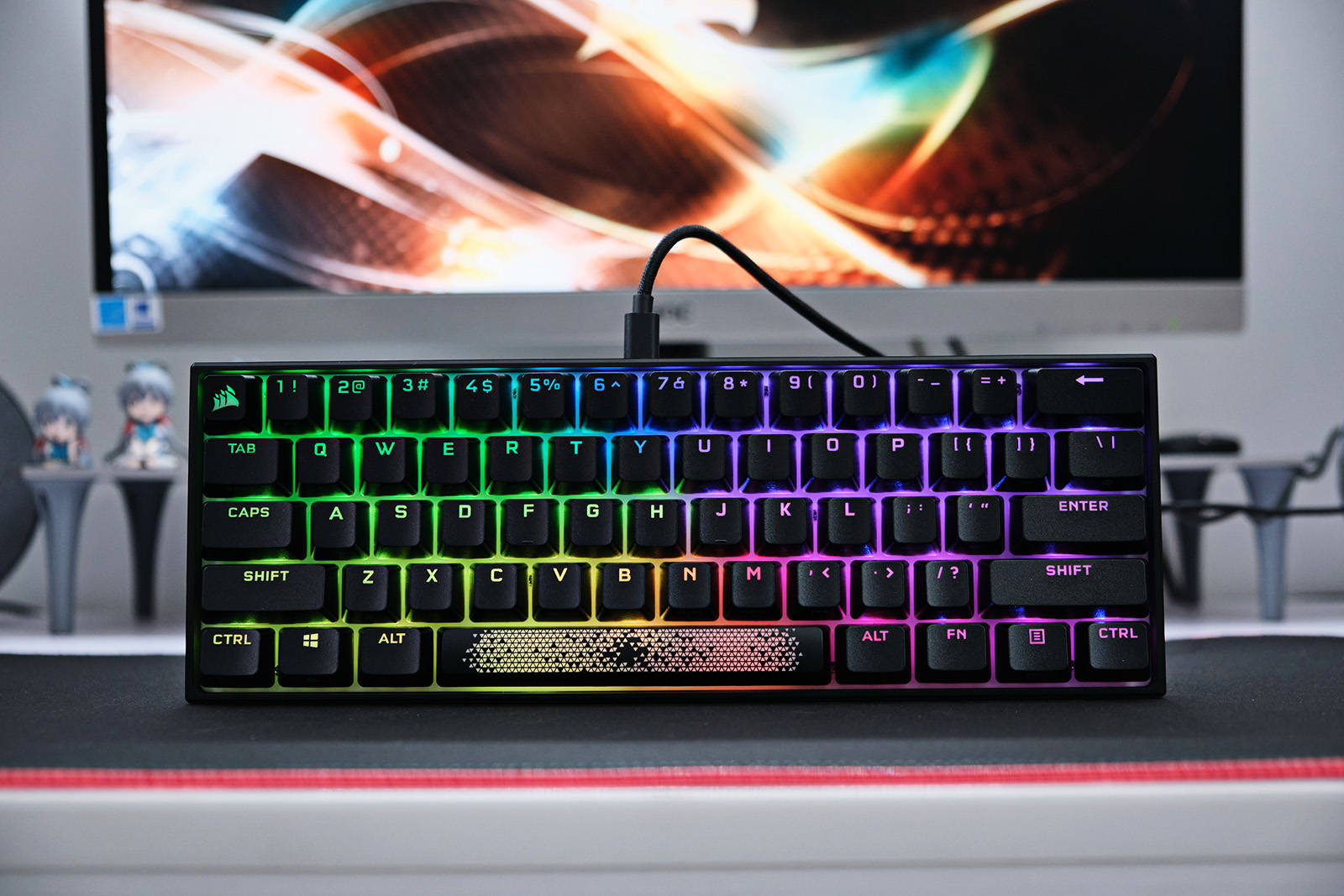 天下武功唯快不破海盗船k65rgbmini机械键盘