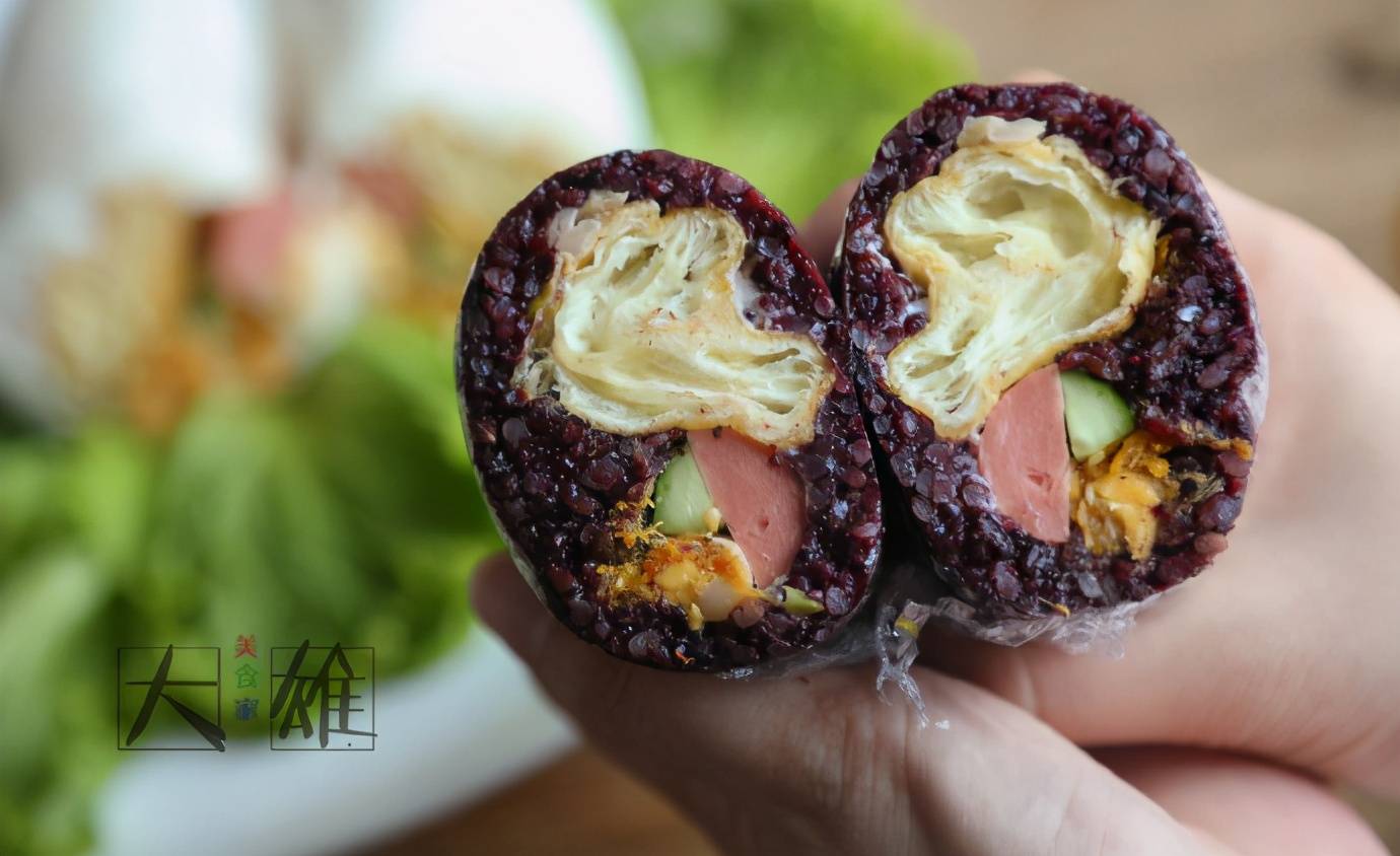 這種糯米包油條，你喜歡吃甜口還是鹹的？ 熱愛美食 第5张