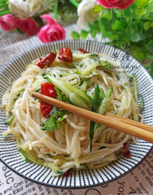 银耳怎么调凉菜才好吃 a1678d4bf9314d64ba3a2f3f55bd2854.jpeg