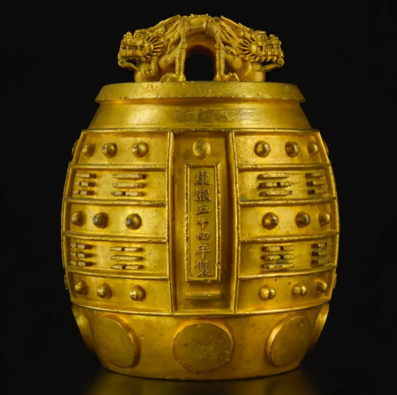 lot 218 清十七 / 十八世纪 黄花梨夹头榫半桌一对尺寸:宽 87.