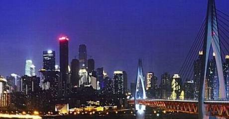传说中的不夜之城，无辣不欢，兼容并包的重庆山城拥抱世界