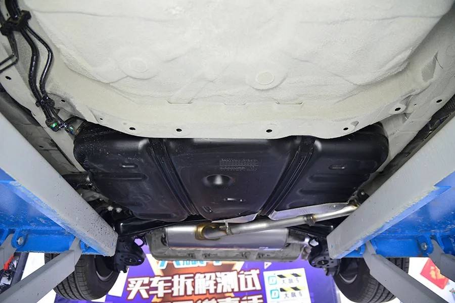 五菱凯捷底盘中