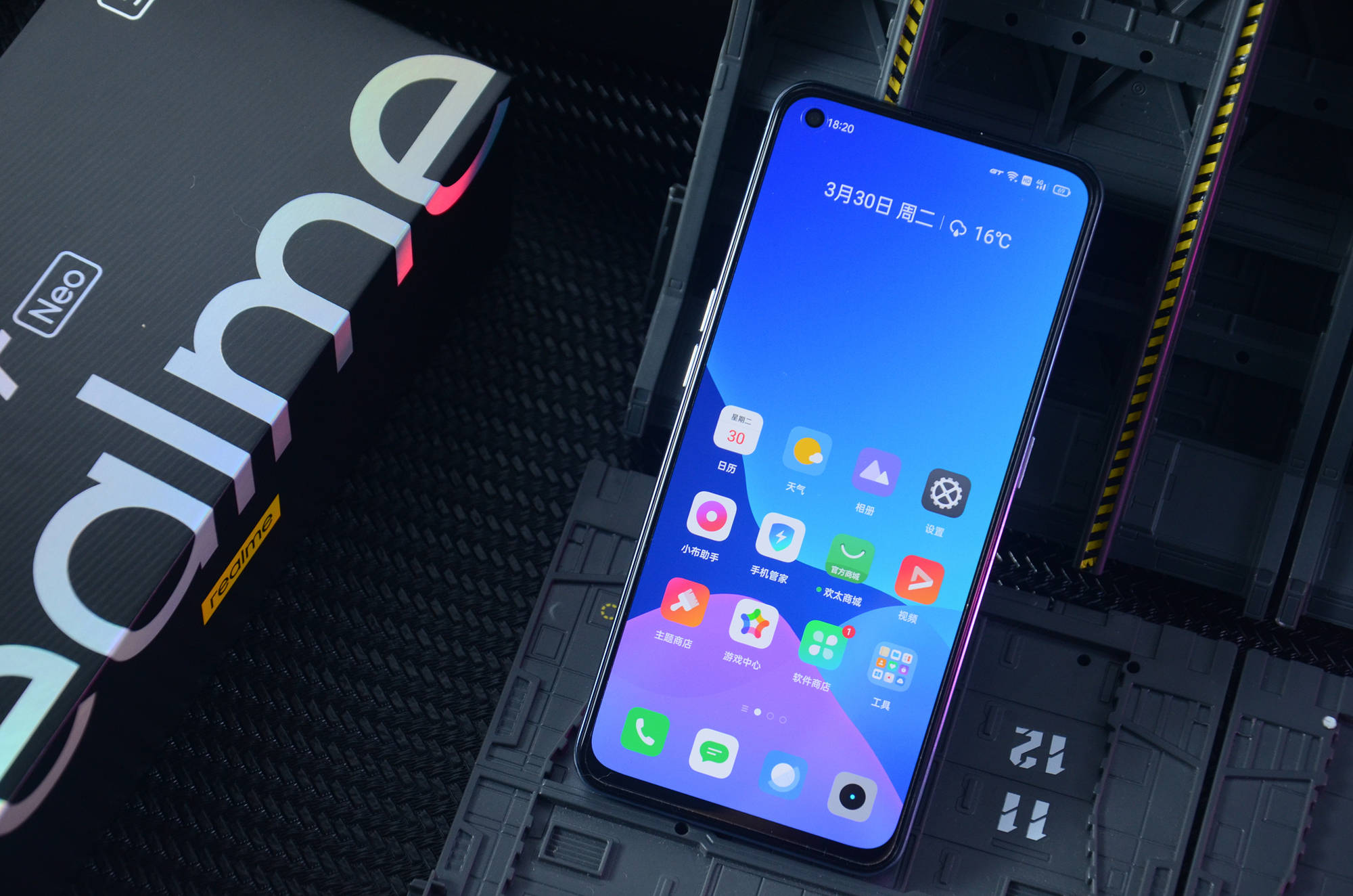 仅1799的"高性能"旗舰手机:realme 真我gt neo首发评测
