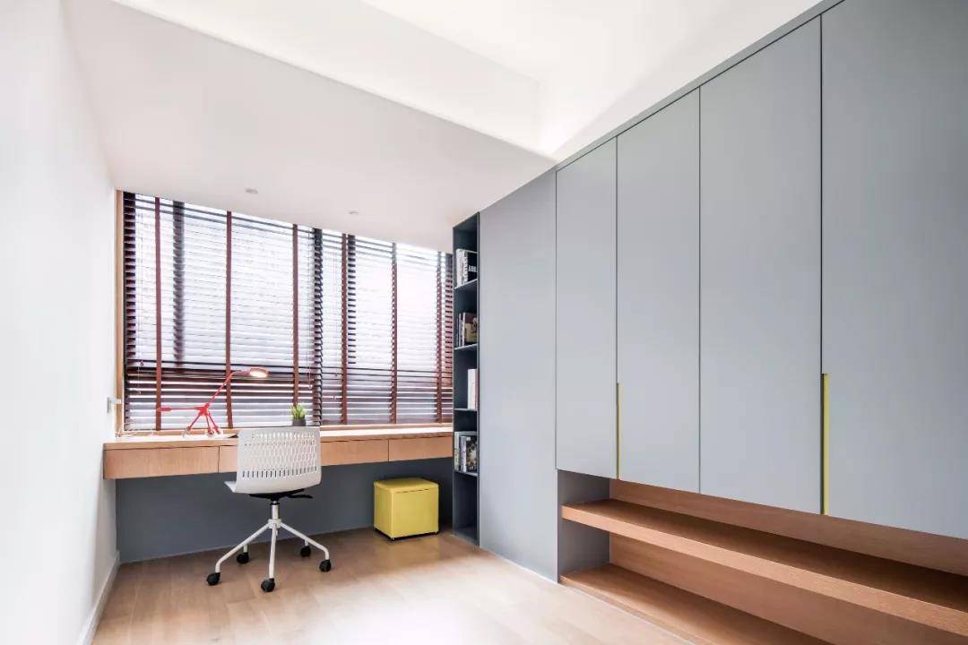 小房间衣柜书桌怎么设计最实用 61927b03fa7044d2867d9ca1662777d2.jpeg