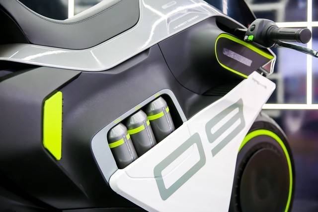 未来已来!九号氢电混动电摩APEX H2开启预售!_Segway