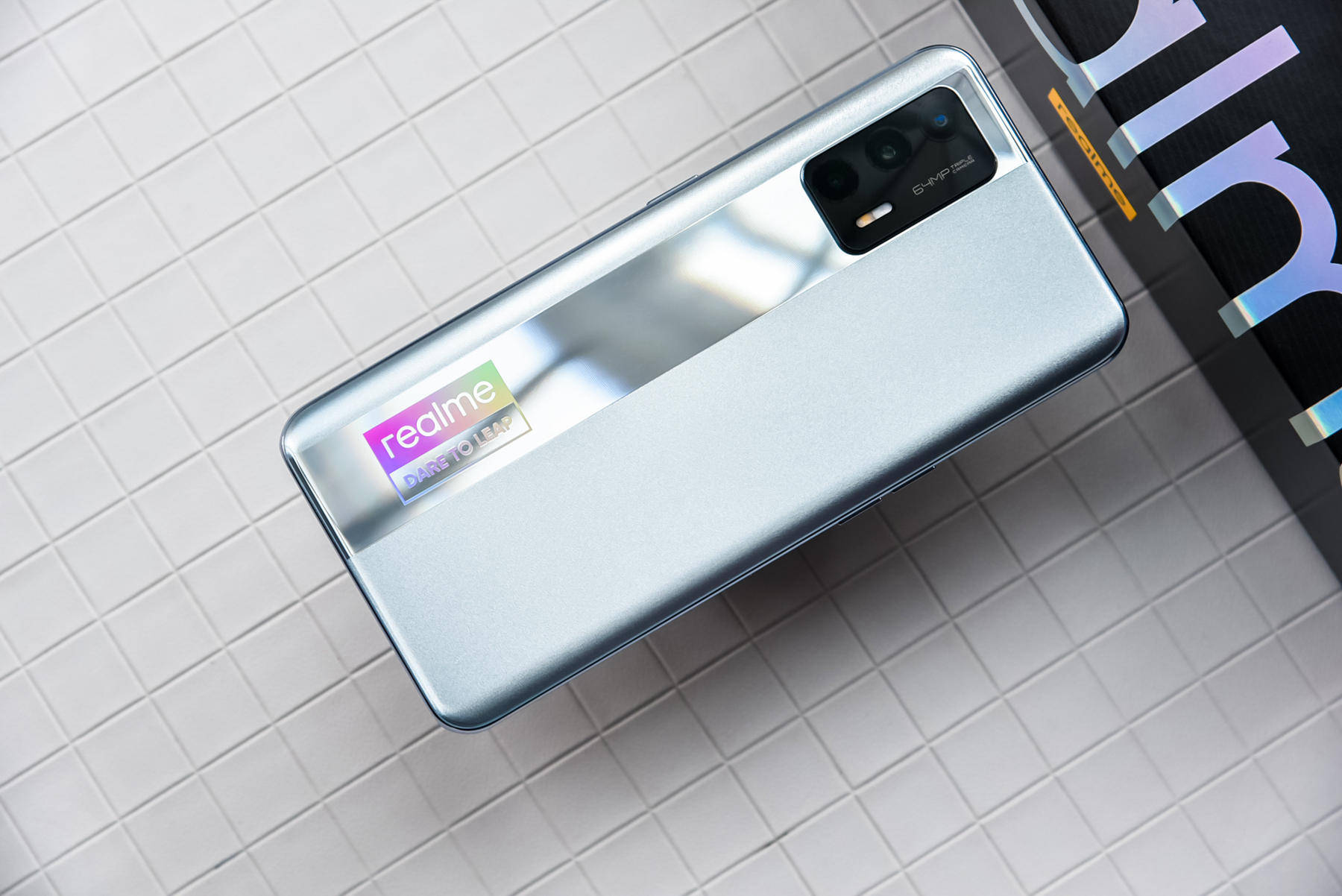 你的门很好,但是下一刻它就被拆了——realme 真我gt neo评测