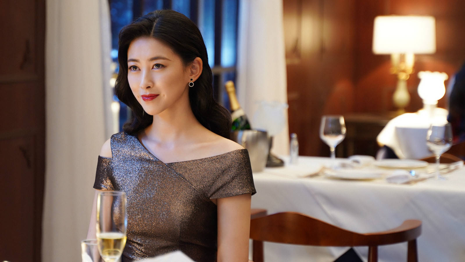 朱珠为什么会选择一个圈外人结婚?王昀佳有什么魅力俘获女神的心