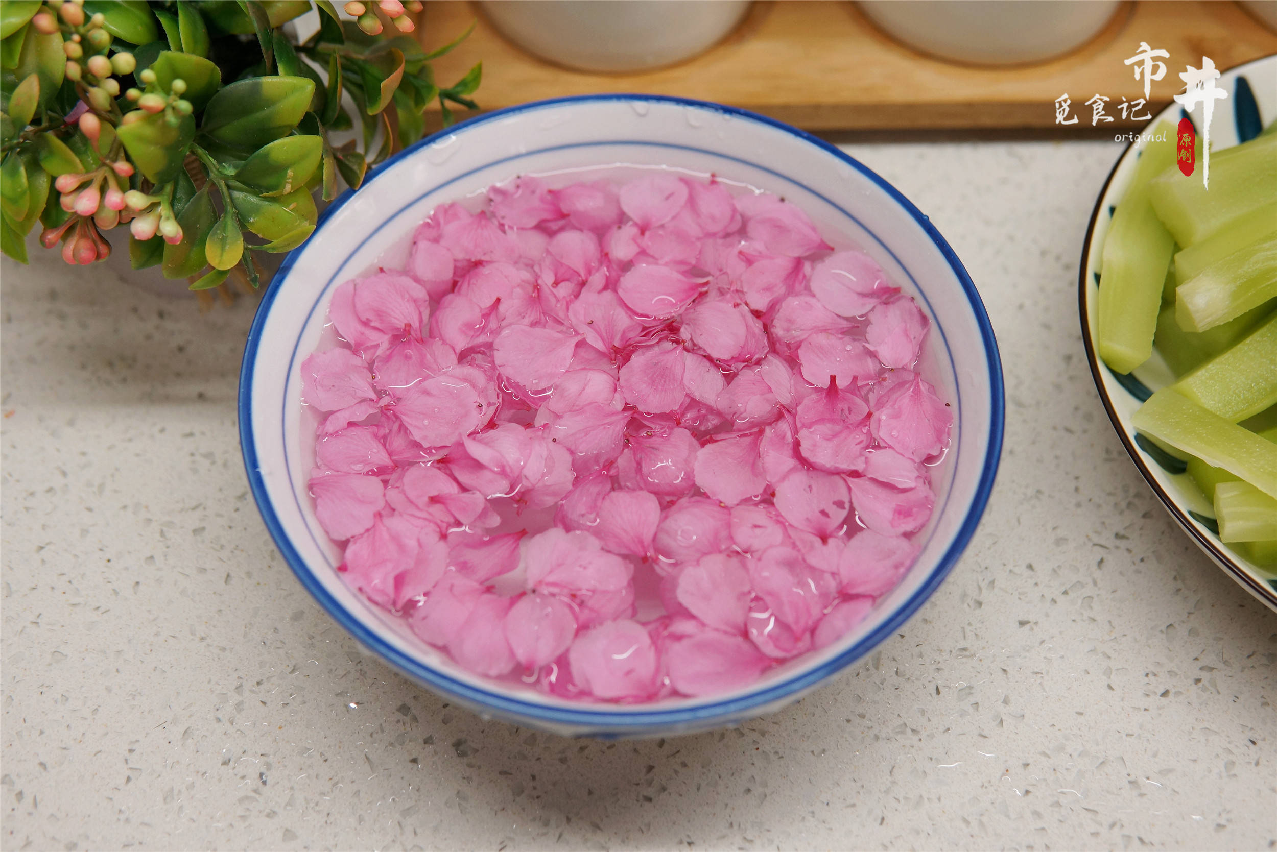 明日清明,别忘了喝"桃花粥",清香甘甜味道好,老传统有讲究