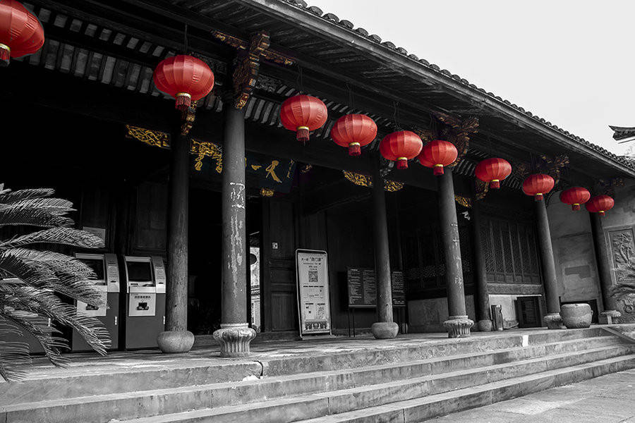 浙江私藏了一座古老的藏书楼，古籍浩如烟海，还有麻将陈列馆！