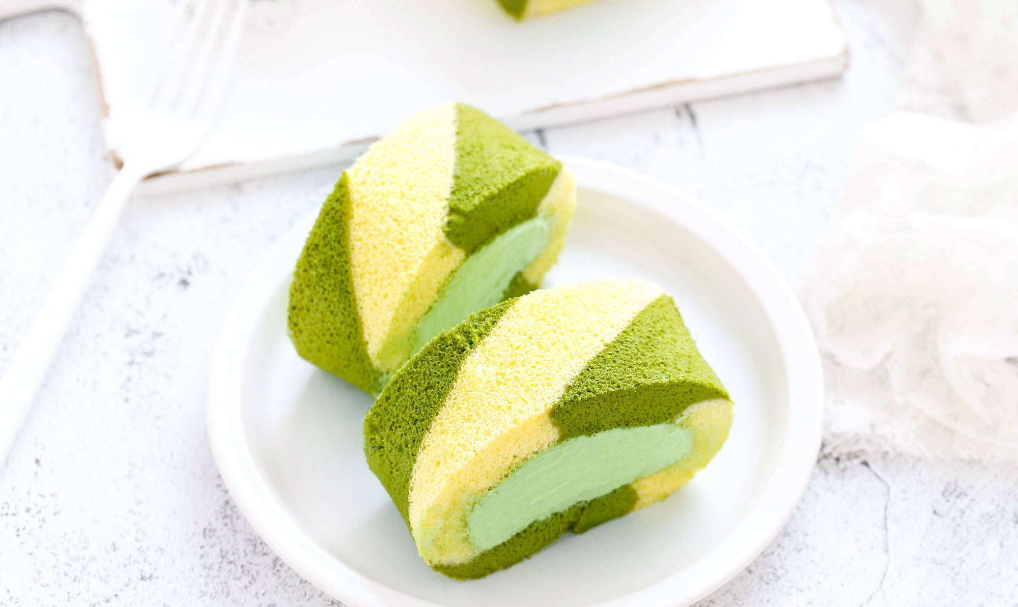 高颜值双色蛋糕卷,色泽诱人口感香甜,按照步骤操作一次就能成功