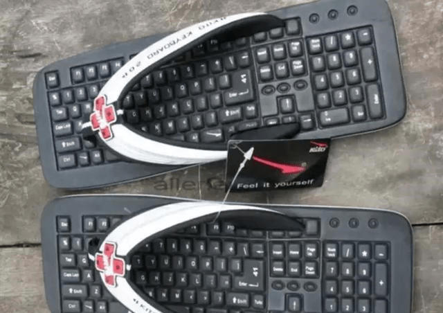 拖鞋是什么东西 13a65b5cd4c346448807ef8016d1de07.png