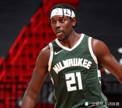 霍勒迪4年1.6亿顶薪续约雄鹿,三巨头总薪资突破1亿