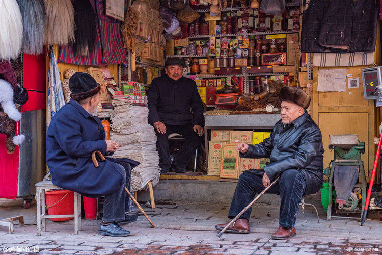 看新疆人文风情，这座老城最不容错过，来过才算到过新疆！
