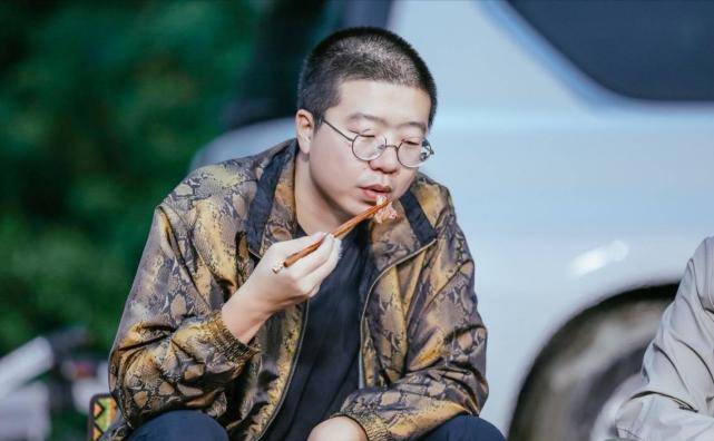 央媒点名《吐槽大会5》,中国脱口秀还能走多远?_李诞