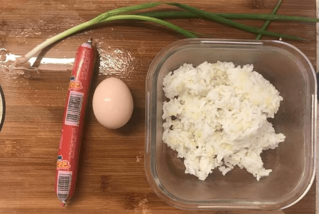 米饭怎么炒好吃不放鸡蛋 c4defe1f1ce5427daa009c20e0b4c18d.png