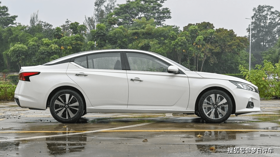 中型车质量排行榜_最新中型车新车质量排名公布,雅阁丢冠,帕萨特、亚洲龙重回前十