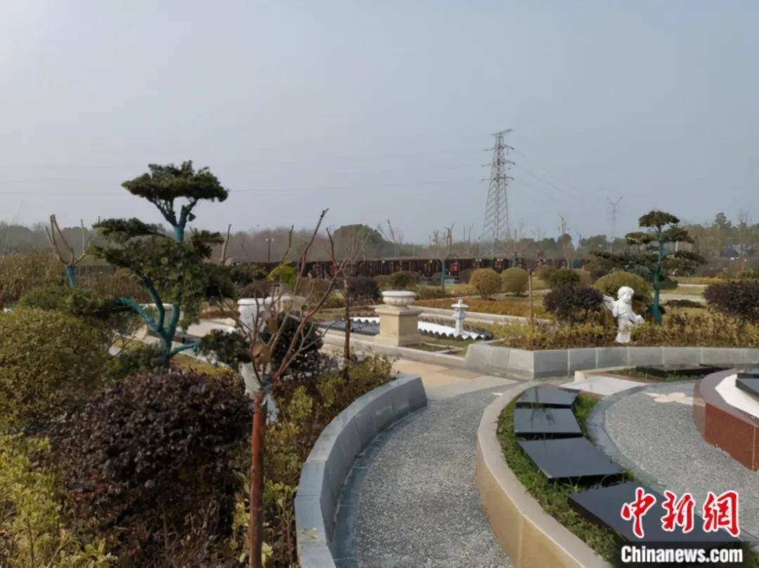 探访常州金坛公墓干部区标识牌已被撤除