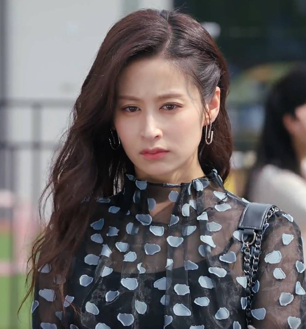 陪你一起长大林芸芸主动挑衅苏醒赢了生日会败了路人缘