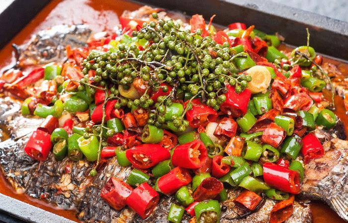 居家分享香辣烤鱼的好吃做法鲜辣味美简单营养家人特喜欢