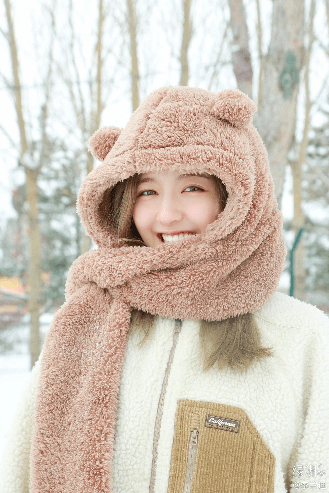 李兰迪瘦下来好绝,脸上线条流畅紧致,甜美度和赵露思不分伯仲