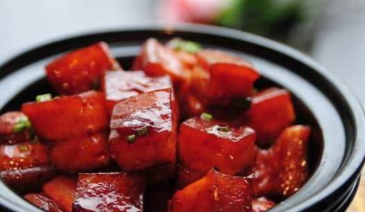 做红烧肉需要什么食材 9ed8c3b8794043c98db759ec9c1ffabc.jpeg