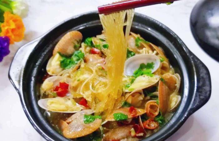 怎样做花甲粉丝汤好吃 d6497e47fbb849fd83eed4d9b8ef6f17.jpeg