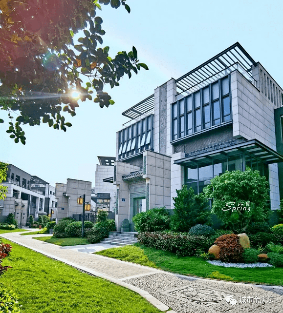 广州飞晟沁园不别墅为什么这么火爆原因如何究竟是怎么一回事呢